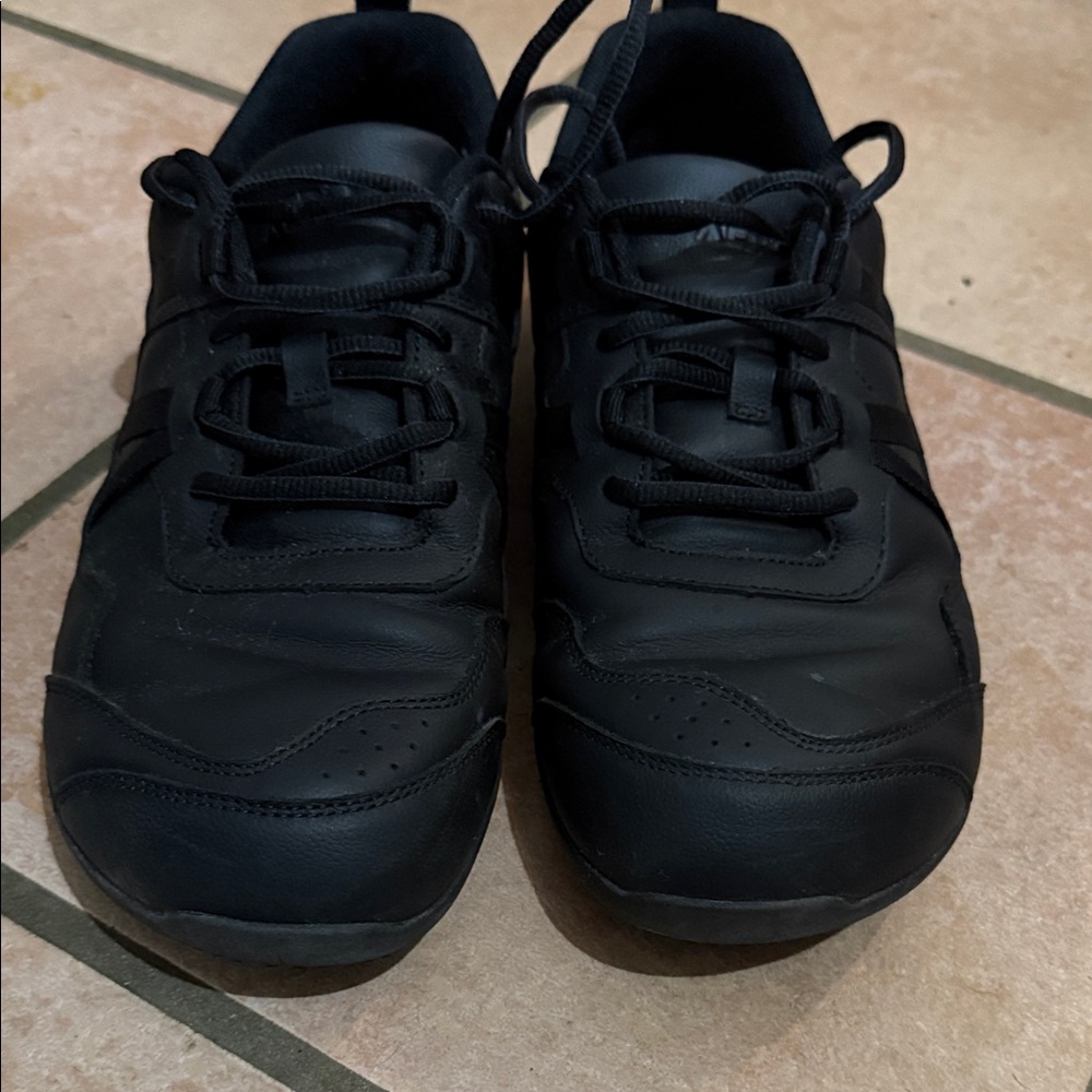 Men's Black Leather Sneakers